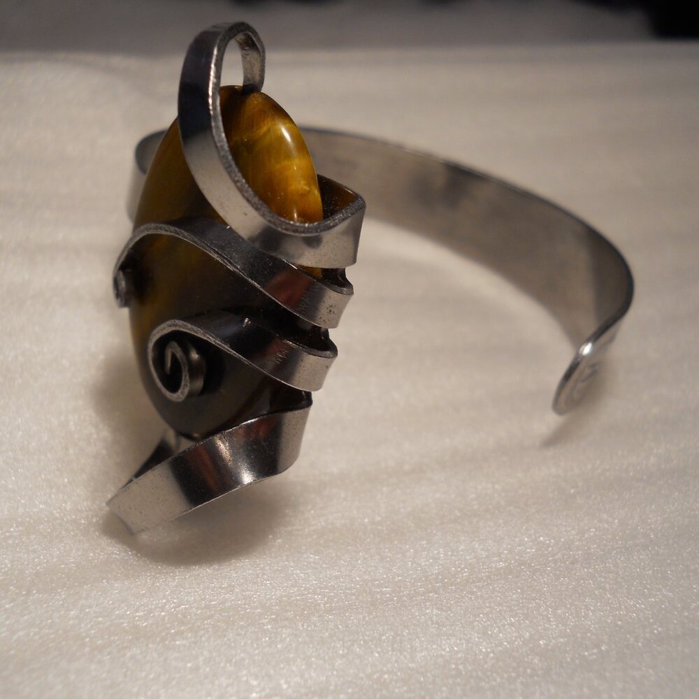 Unique Stainless Steel Tiger's Eye Cuff Bracelet  330 - Picture 2 of 8